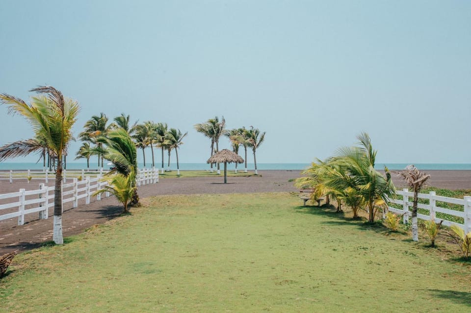 Hotel Los Olivos La Playa Hotel in Guatemala