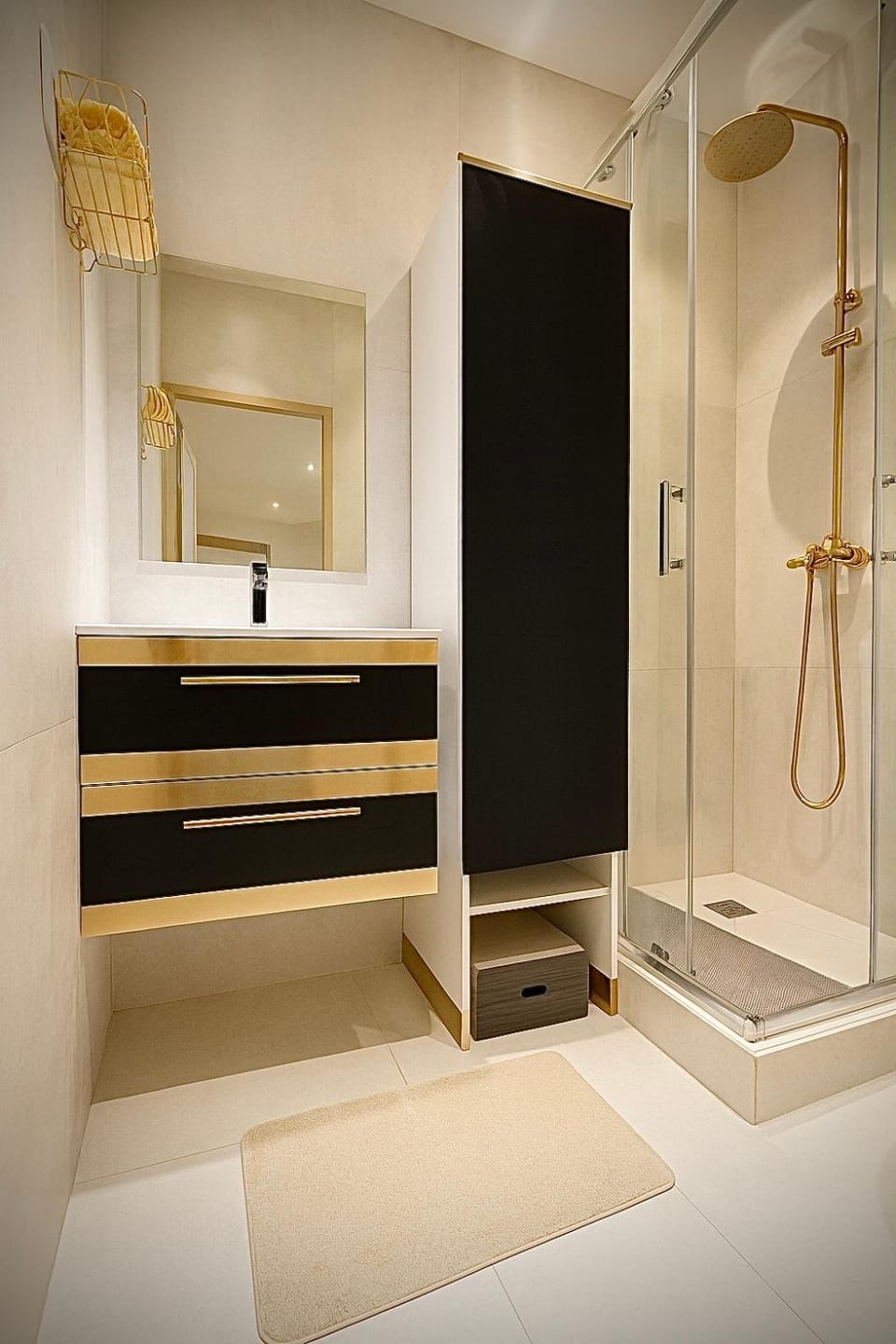 Shower, Bathroom
