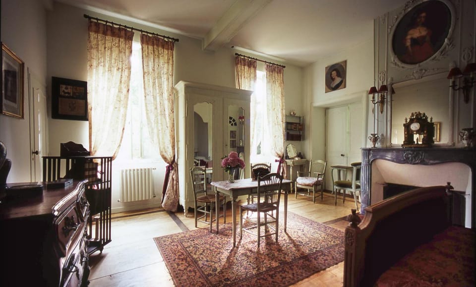 Château du Prada Bed and Breakfast in Nouvelle-Aquitaine