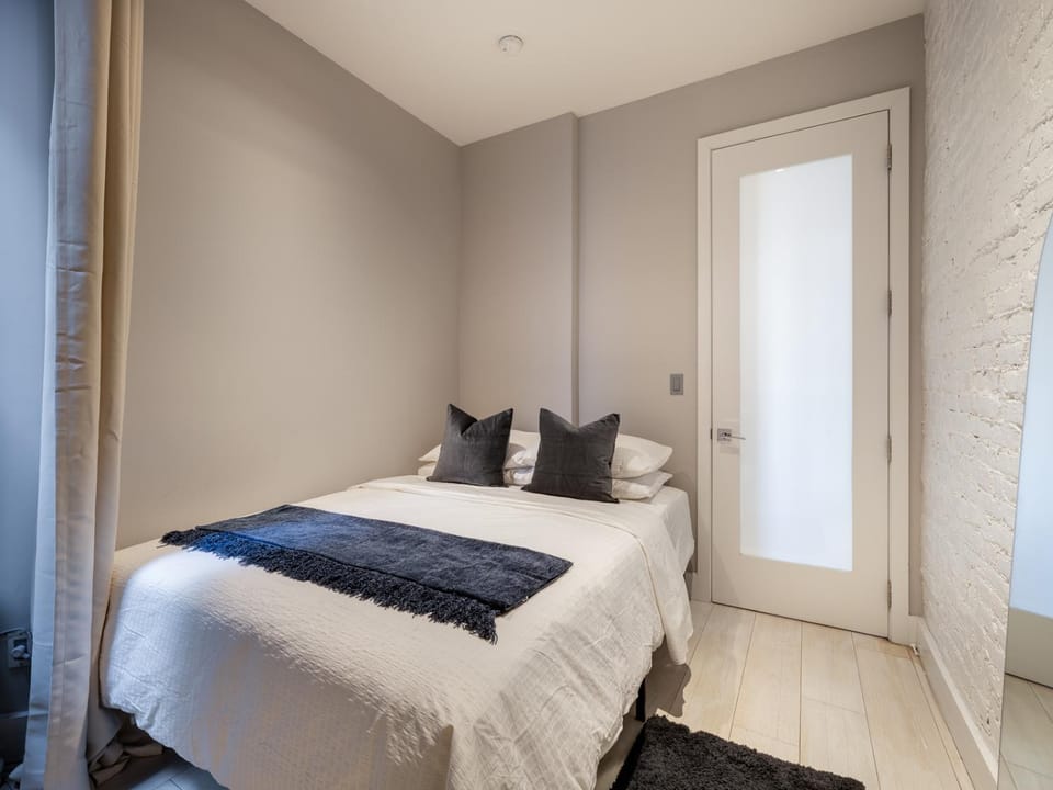 Cozy & Convenient Midtown Condo-Hotel! Apartment in Midtown