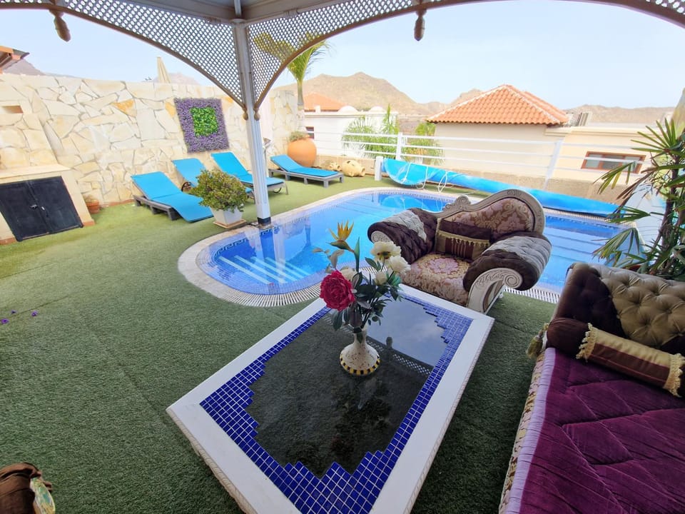 Living room, Pool view, Swimming pool