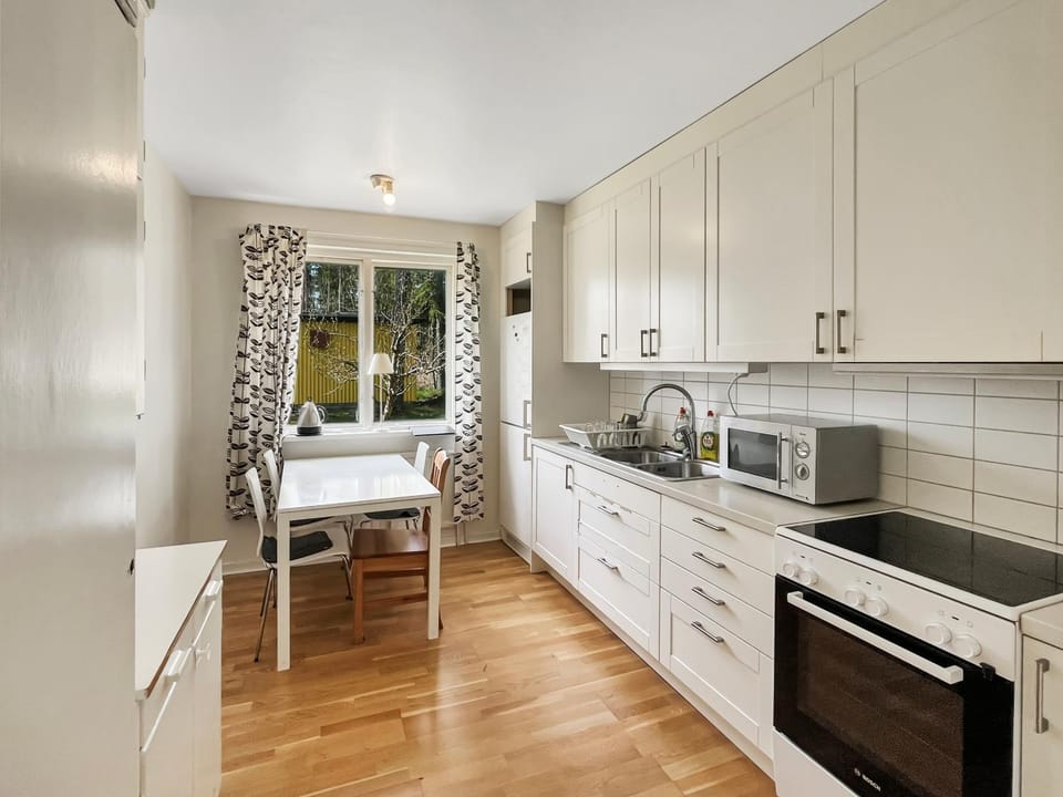 Coparate Housing - Equipped Apartments For Work Crews - Up To 20 Beds! Apartment in Sweden