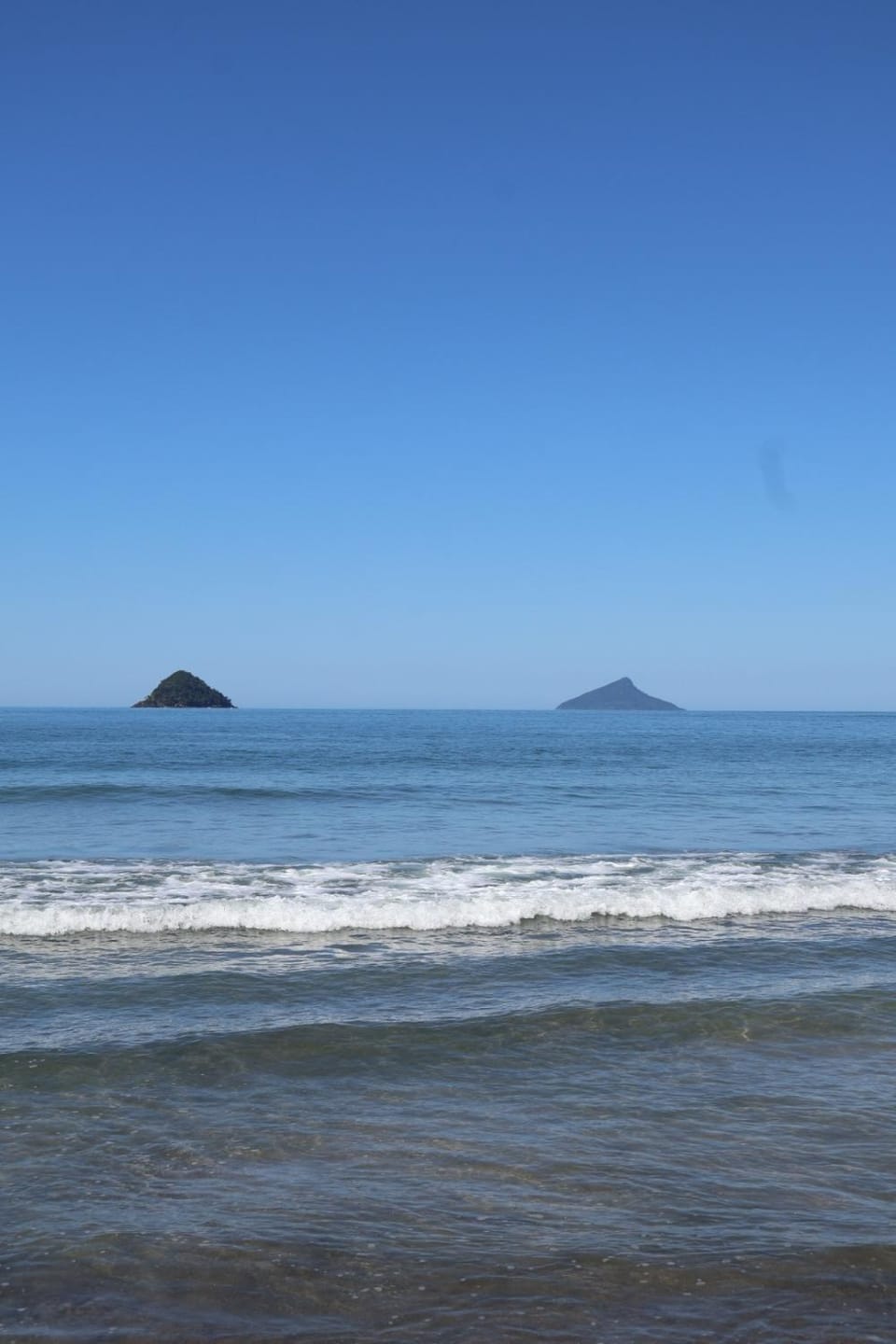 Casa Deliciosa em Condo c/ Piscina Frente ao Mar House in São Sebastião