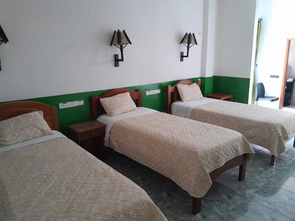 Hostal Limoncocha Bed and Breakfast in Tena