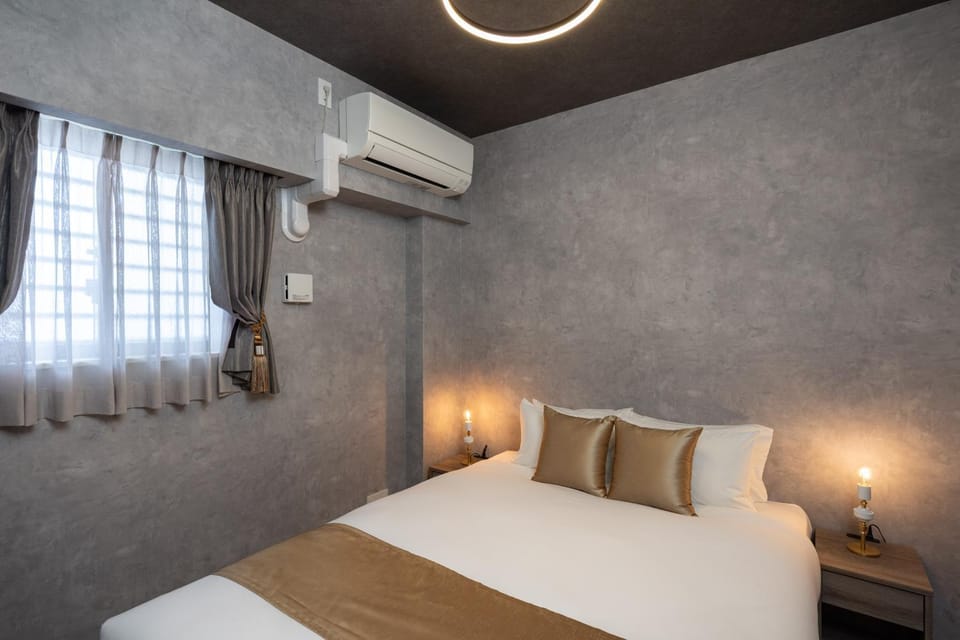 Bed, Bedroom, air conditioner
