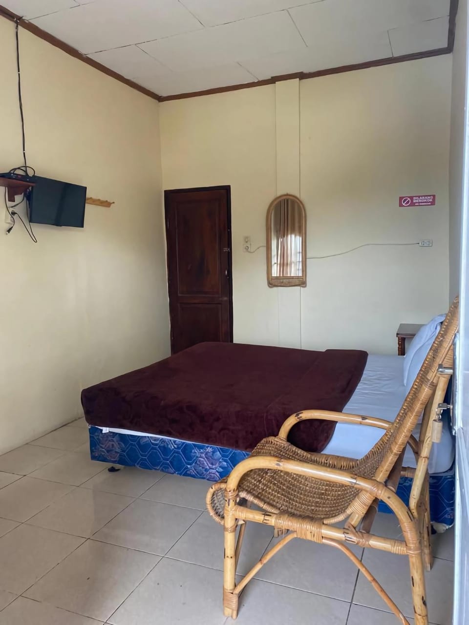 Bed, TV and multimedia, Photo of the whole room, Seating area, Bedroom