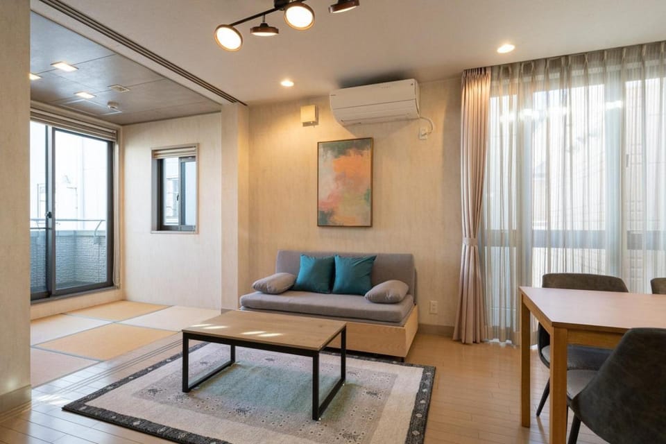 Living room, Seating area, Dining area, air conditioner