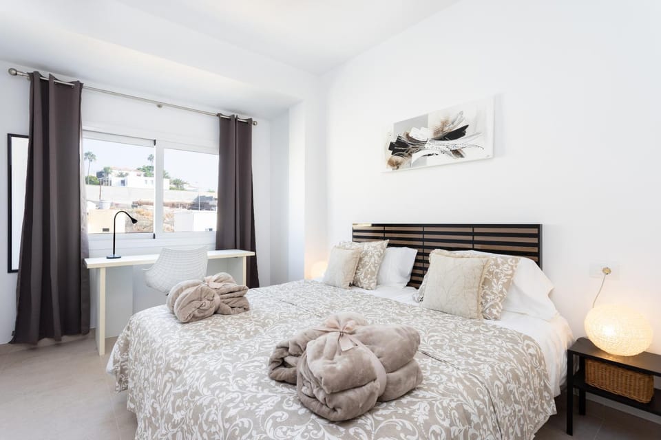 Home2book Atlantic View Los Cristianos Apartment in Los Cristianos
