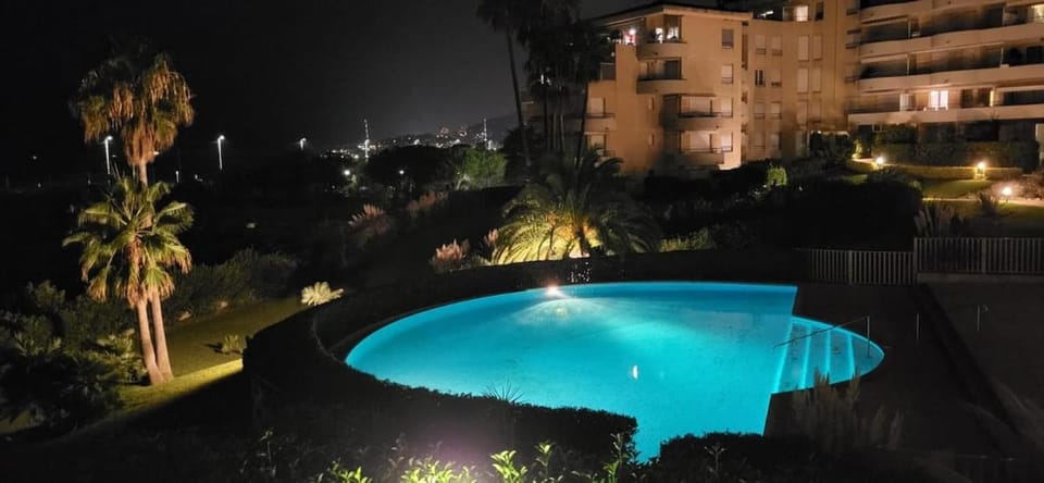 Night, Swimming pool