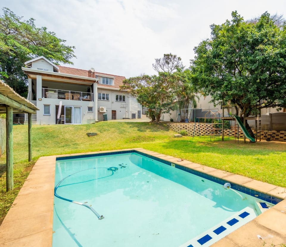 Garden, Swimming pool