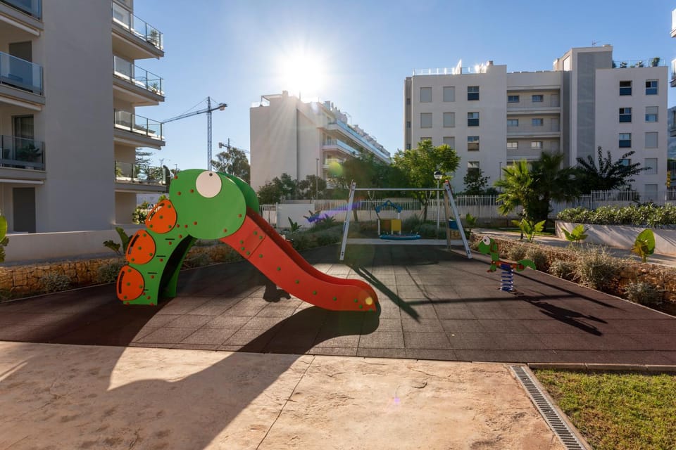 Marina Real II, 2 dormitorios by Bookindenia Apartment in Dénia