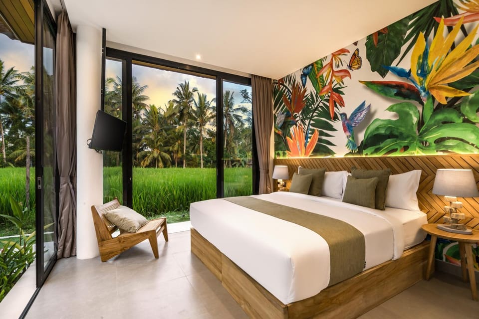 Bed, TV and multimedia, View (from property/room), Bedroom, Garden view, air conditioner