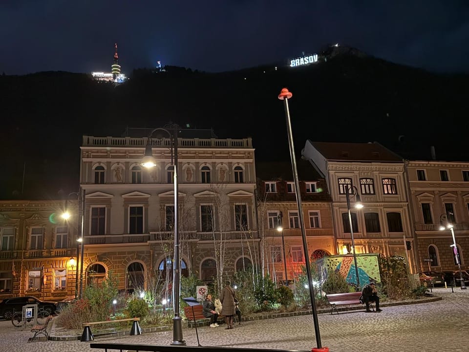 Nearby landmark