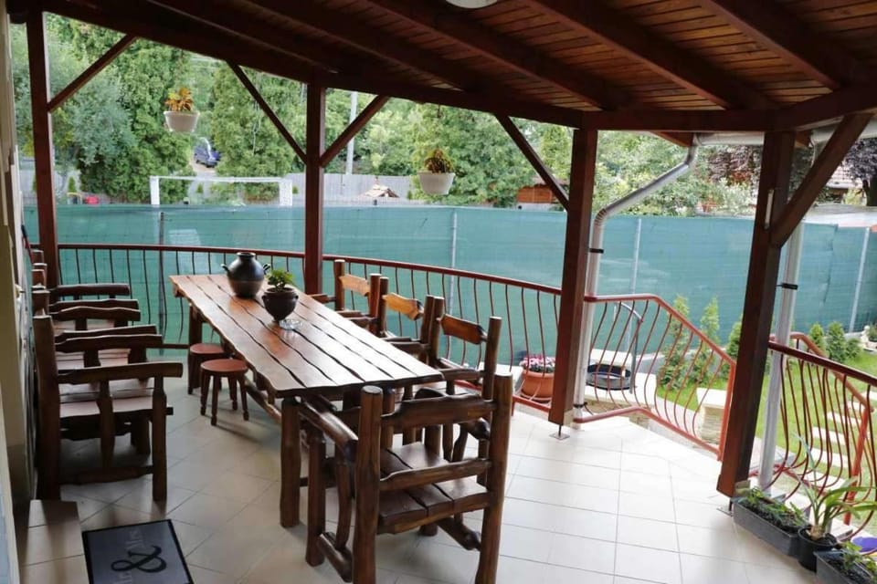 Day, Garden, View (from property/room), Balcony/Terrace, Balcony/Terrace, Dining area, Garden view