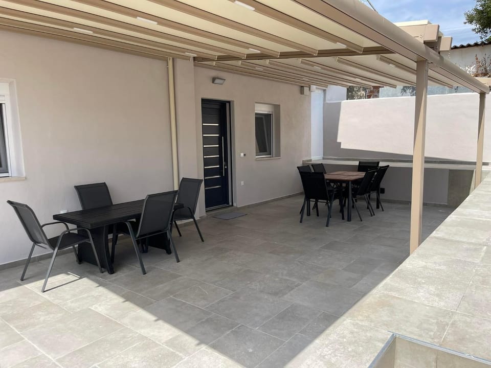 Patio, Balcony/Terrace, Balcony/Terrace, Dining area