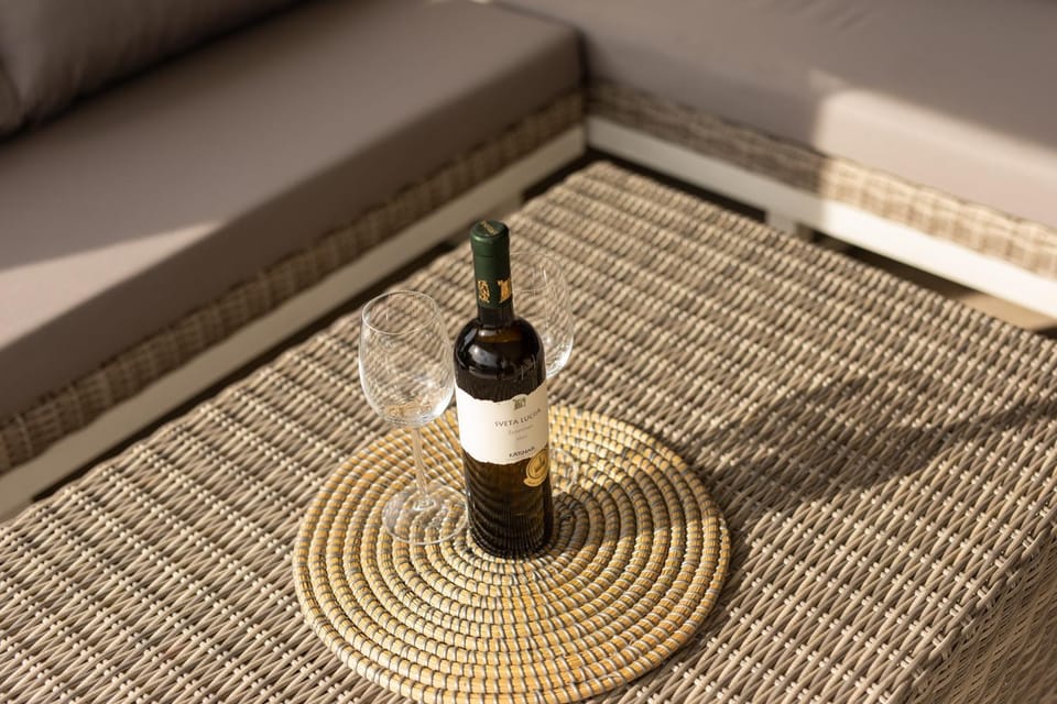 Food and drinks, Drinks, Alcoholic drinks