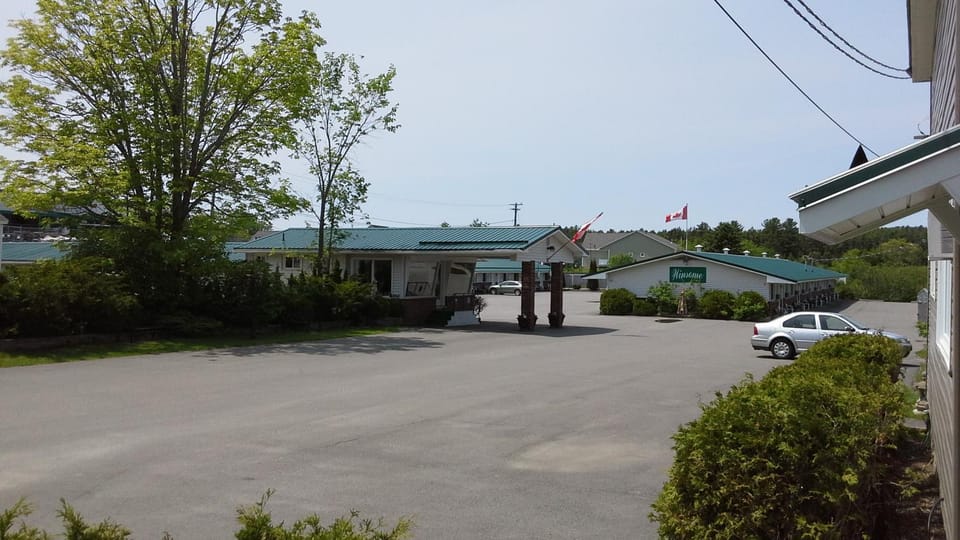 Property building, Lobby or reception, On site