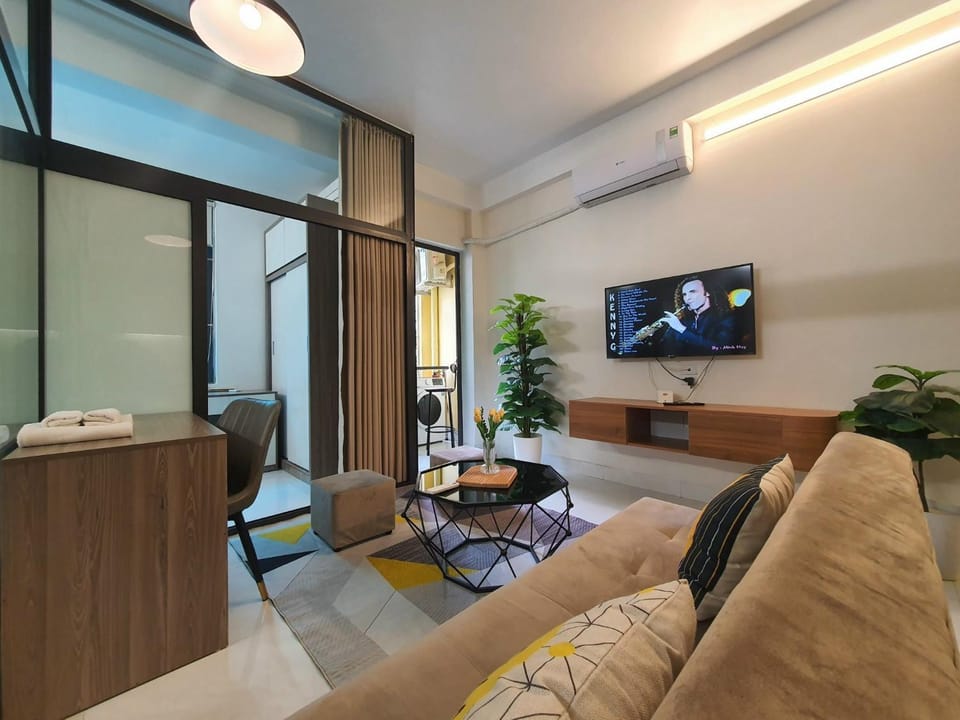 Living room, Photo of the whole room
