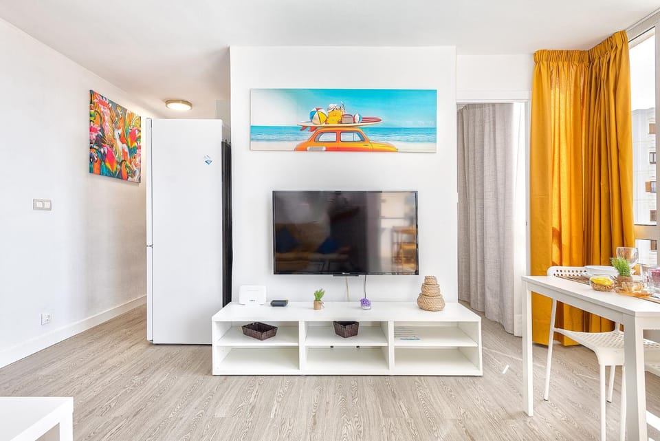 TV and multimedia, Dining area