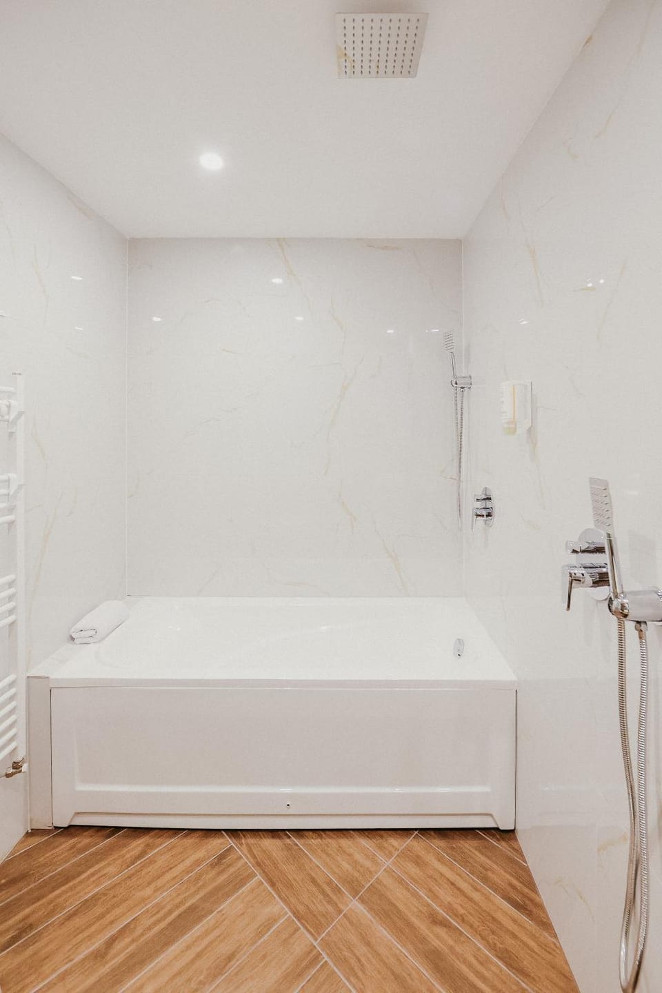 Hot Tub, Bathroom, Bath