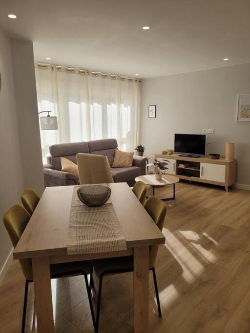 Apartamento Azabache Apartment in Zaragoza
