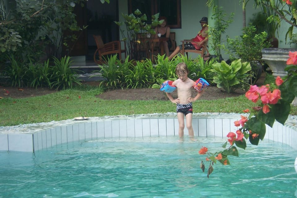 Swimming pool, Swimming pool