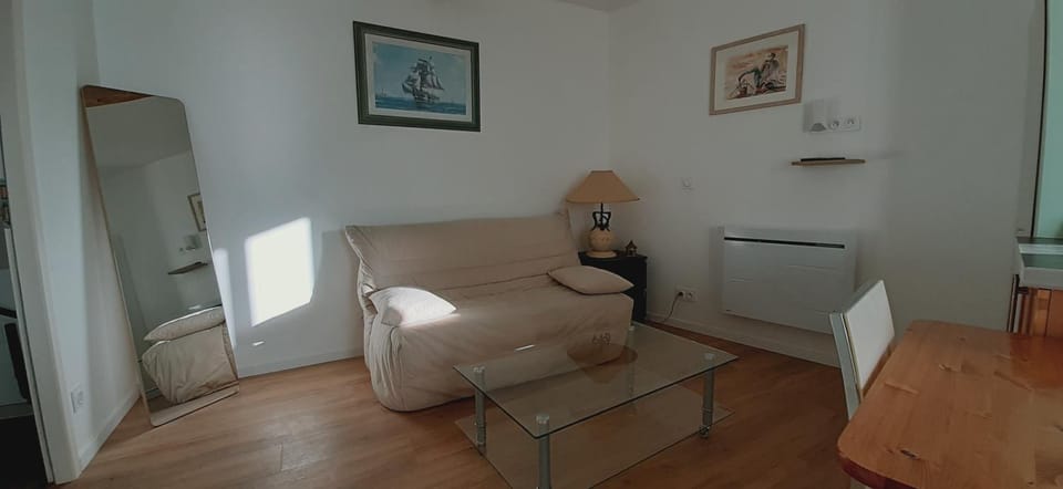 Gîte 35m2 - 2pers - Plus Lit d'appoint - Draps et serviettes optionnels non prévu dans le prix affiché Apartment in Nouvelle-Aquitaine
