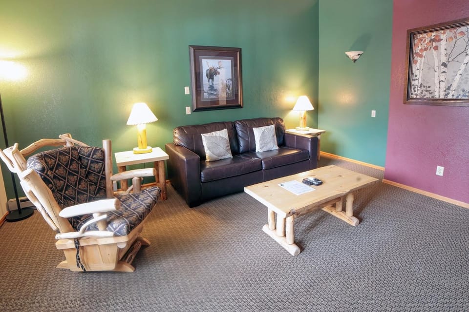 Timber Creek Chalets- 12 chalet Chalet in Estes Park