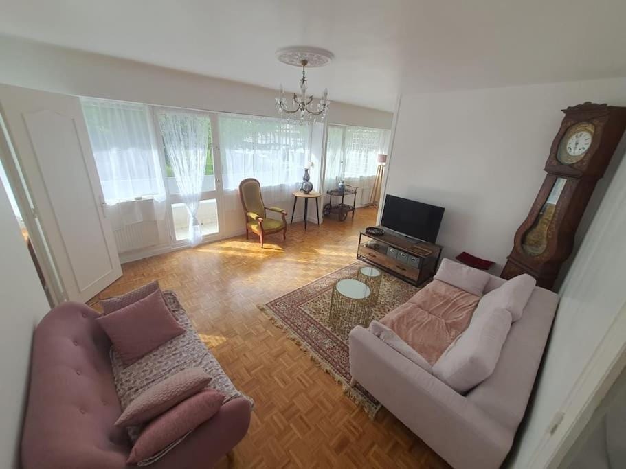 Proche Paris-Château Versailles-St Germain Apartment in Saint-Germain-en-Laye