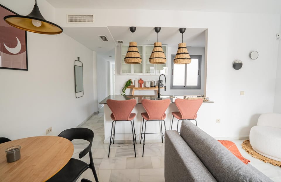 Living room, Seating area, Dining area