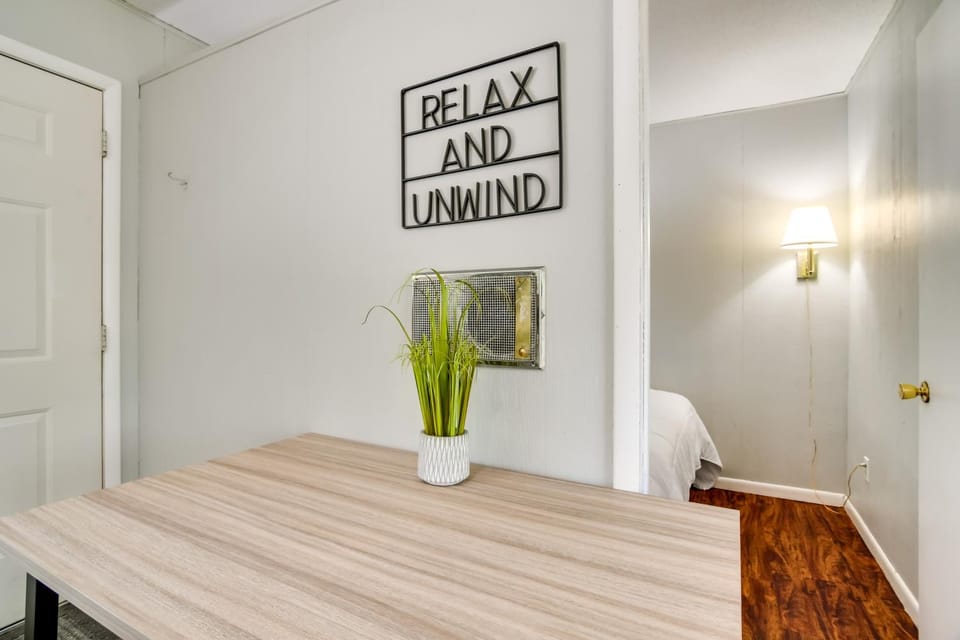 Kimberling City Cabin with Schooner Creek Access! Cabin in Kimberling City