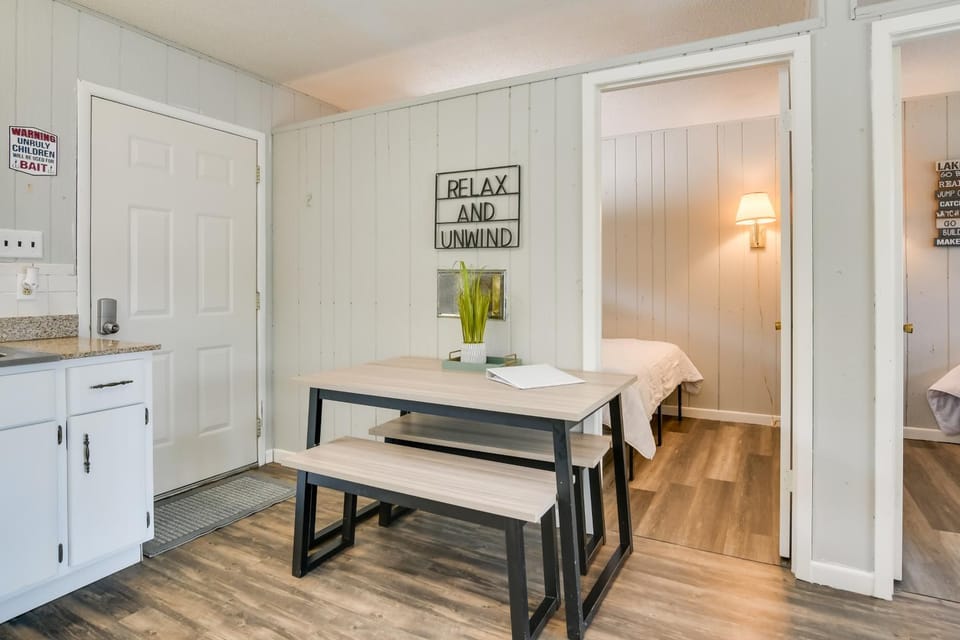 Kimberling City Oasis Boat Slip, Kayaks and More! House in Kimberling City