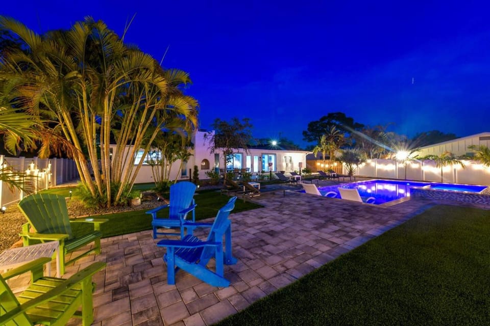 Night, Natural landscape, Pool view, Swimming pool
