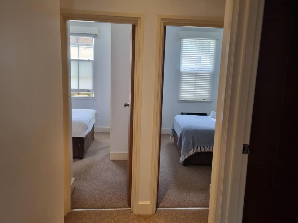 Stunning 2 Bed/2 Bath Flat in Waterloo, London Apartment in City of Westminster