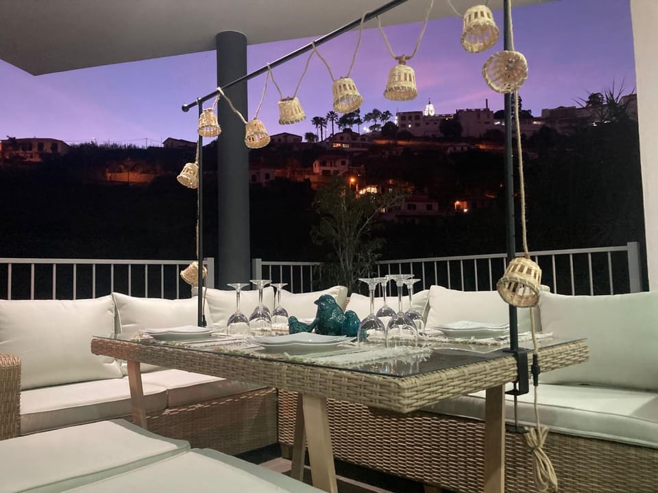 Patio, View (from property/room), Balcony/Terrace, Dining area