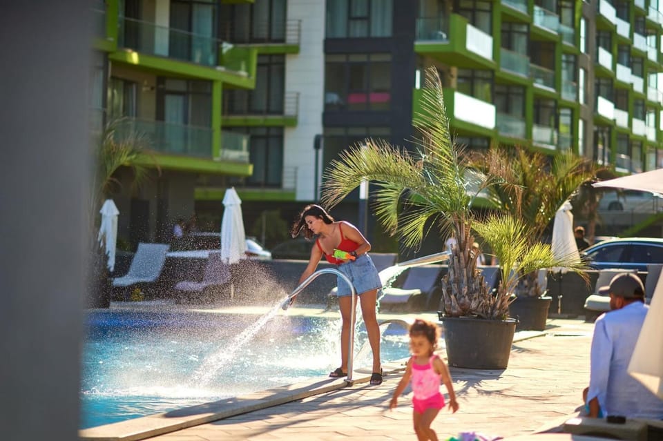 Day, People, Swimming pool, children, Family