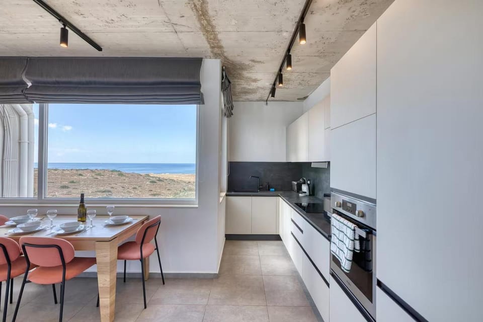 Heated Private Jacuzzi Penthouse Breathtaking Seaview Apartment in Malta