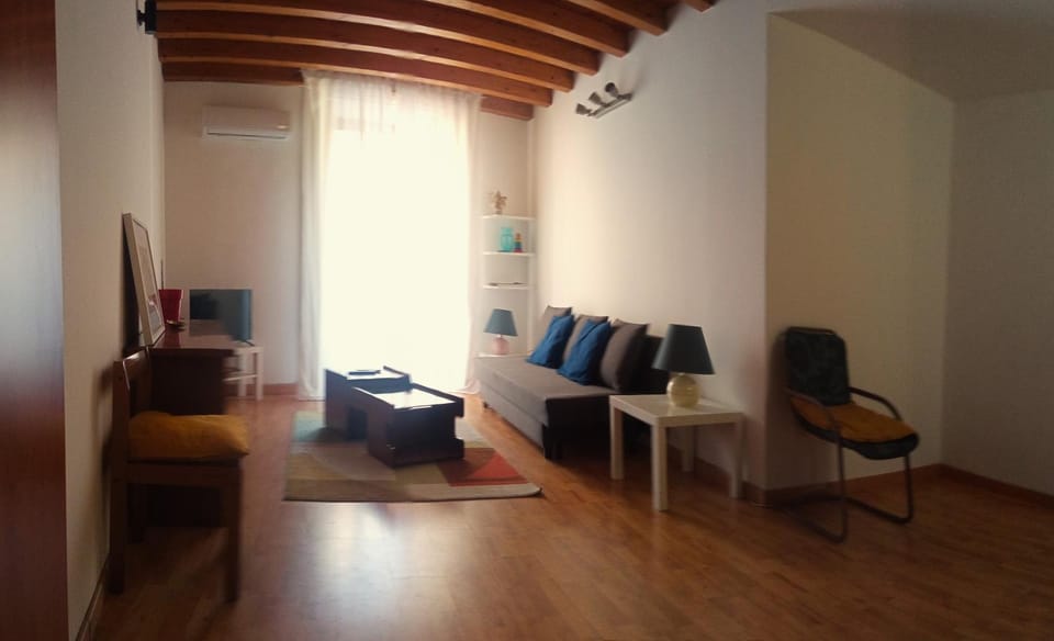 Communal lounge/ TV room, Lounge or bar