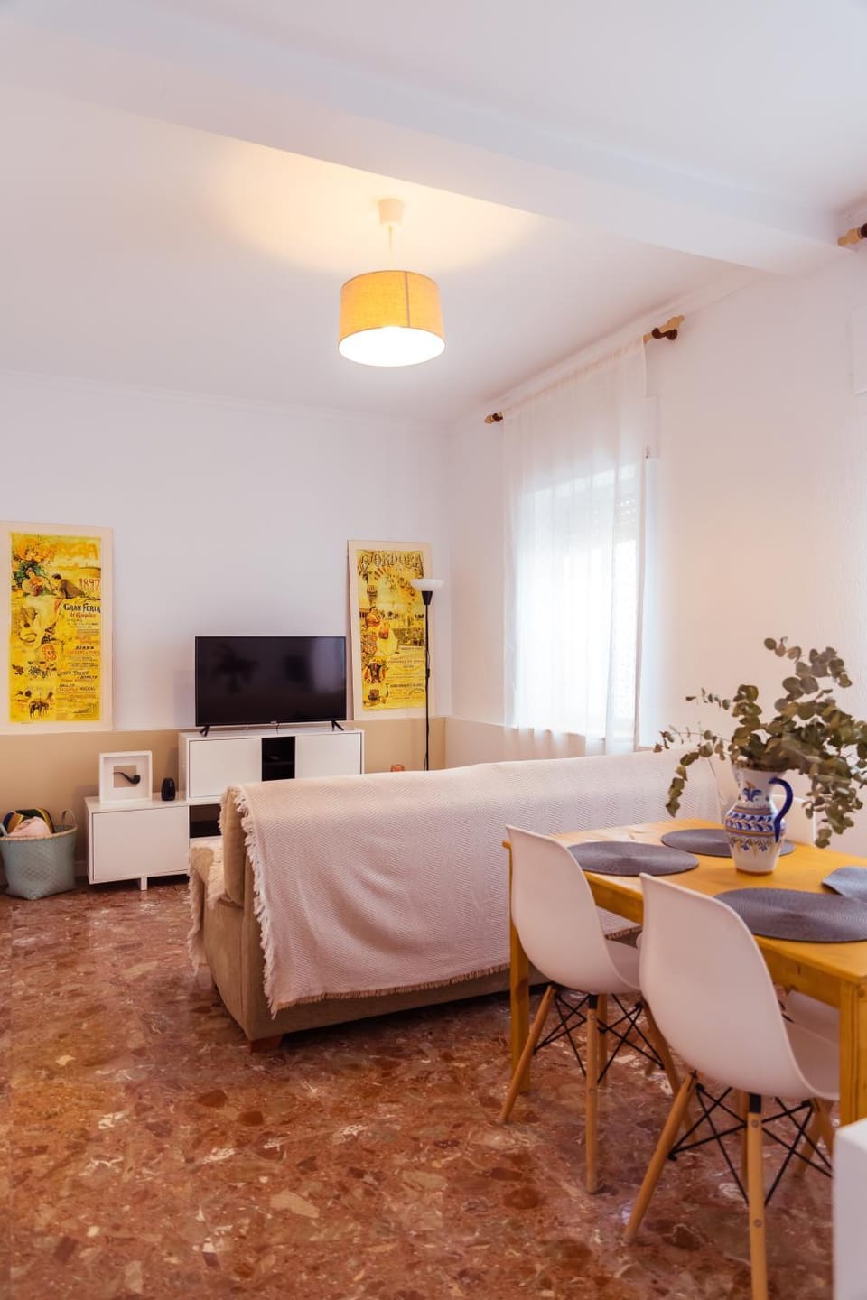 Communal lounge/ TV room, Dining area