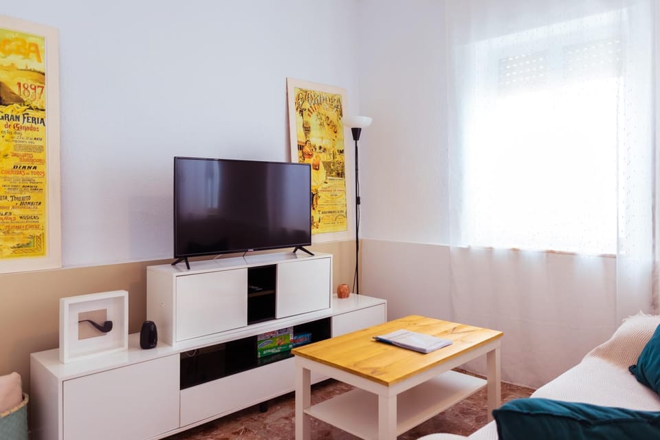 TV and multimedia, Dining area