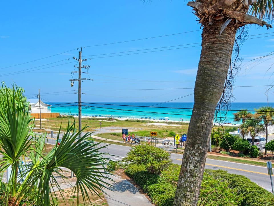 Grand Caribbean East 303 by Newman-Dailey Apartment in Destin