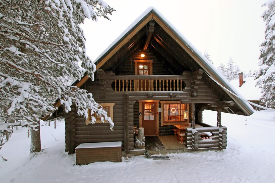 Property building, Winter, Balcony/Terrace