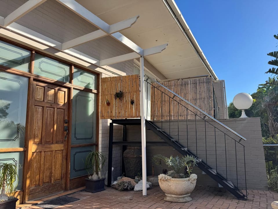 Property building, Balcony/Terrace