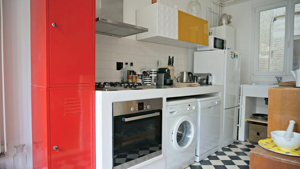 Kitchen or kitchenette