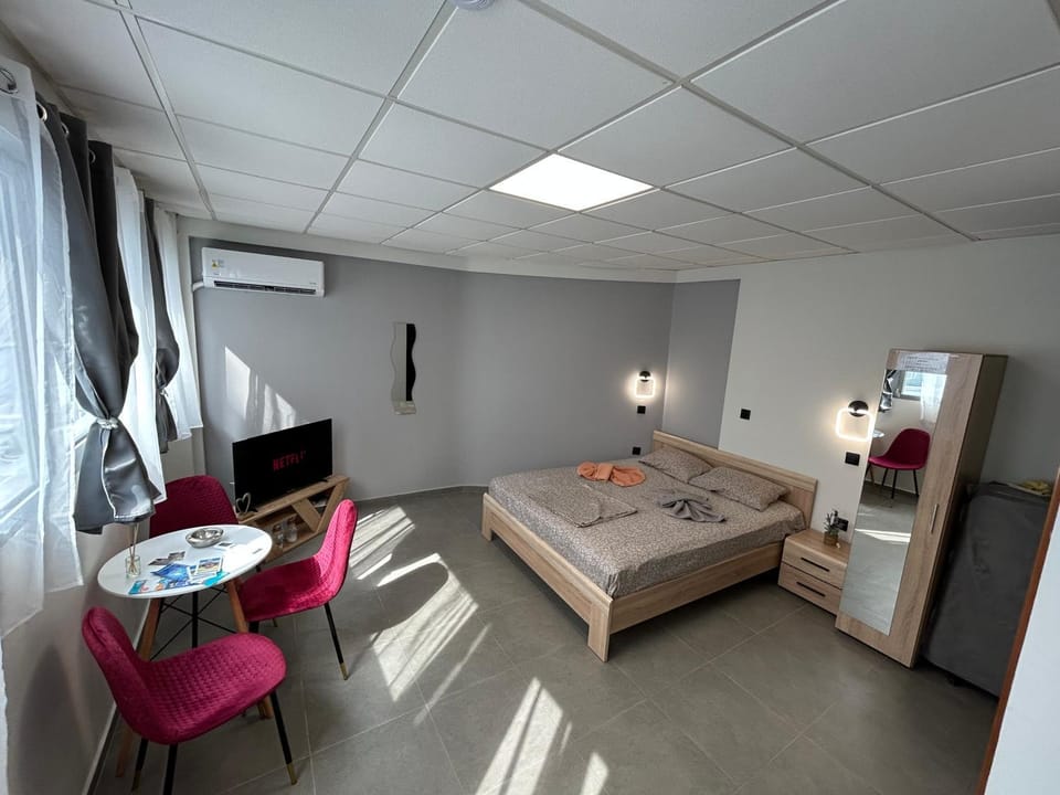 Debbies rooms 8 Apartment in Thessaloniki
