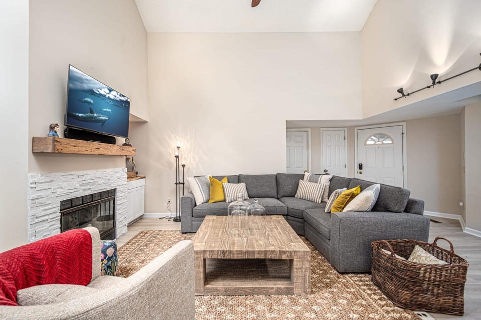 The Cozy Cottage - 10 Min From UNC House in Chapel Hill