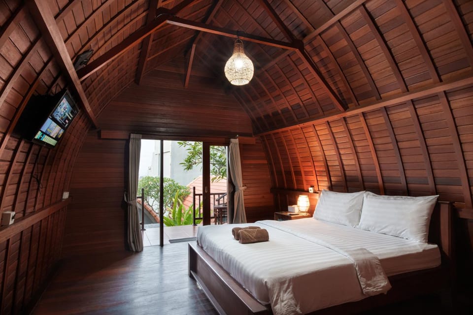The Joglo Tegeh Buhu Bed and Breakfast in Bali
