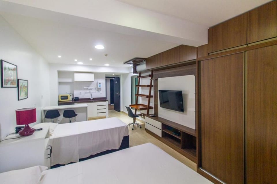 Communal lounge/ TV room, Bed, TV and multimedia, Kitchen or kitchenette, Photo of the whole room, Seating area, Bedroom, wardrobe