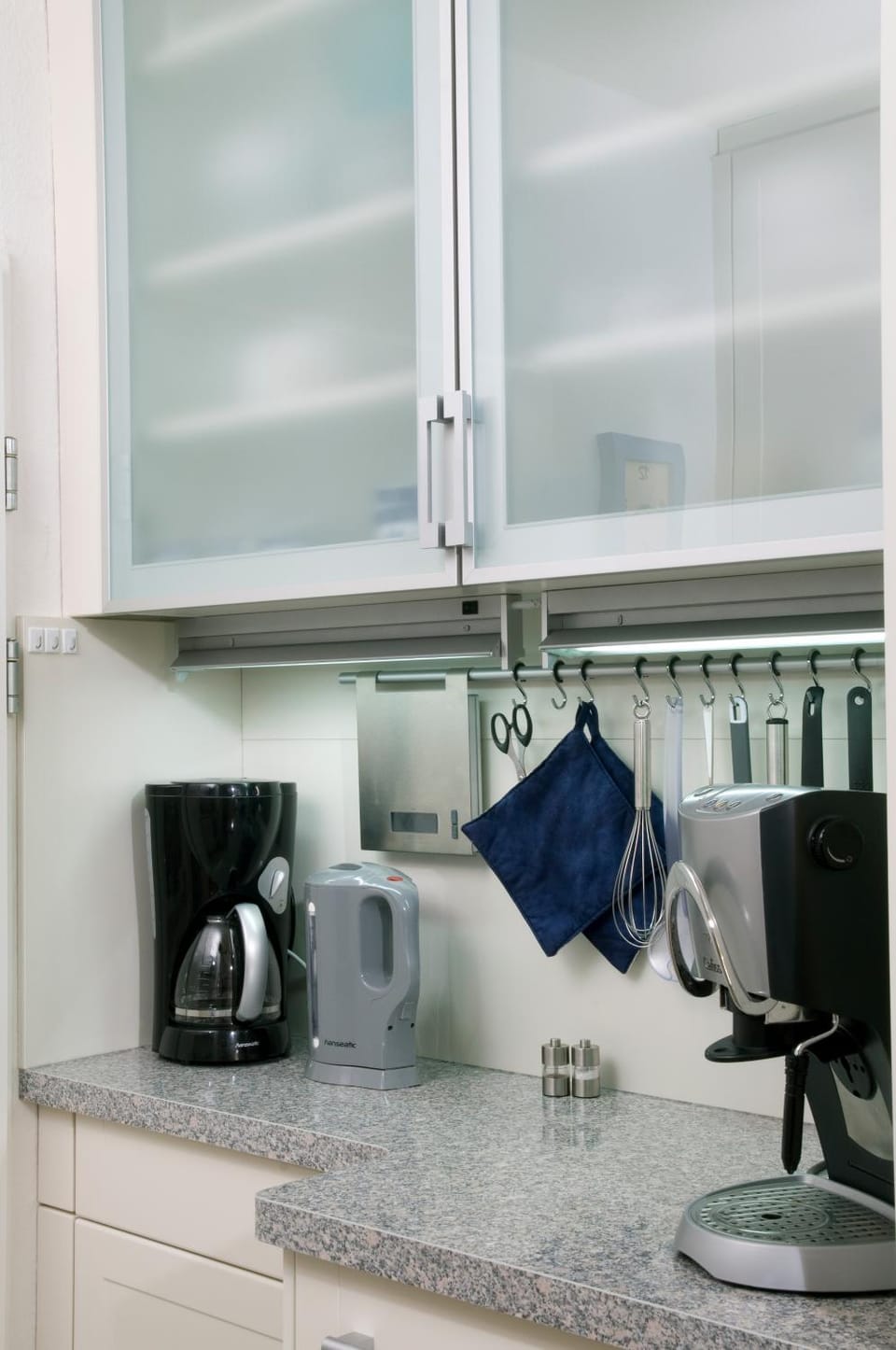 Coffee/tea facilities, Kitchen or kitchenette, kitchen