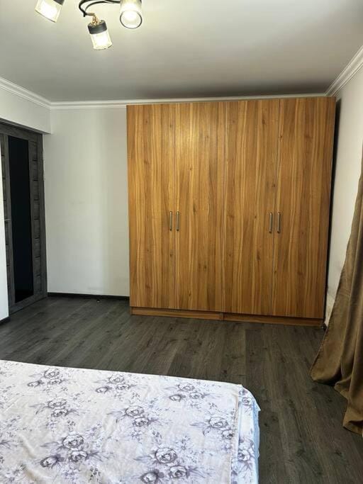 Bed, Photo of the whole room, Bedroom, wardrobe